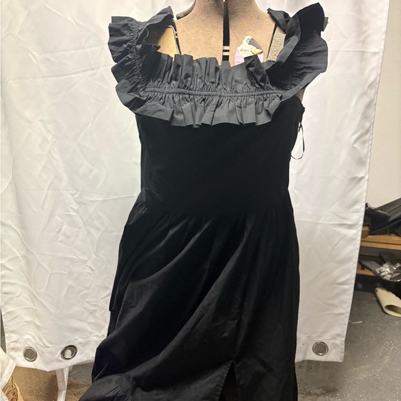 Abercrombie & Fitch Elegant Black Ruffle Maxi Skirt - Picture 5 of 8